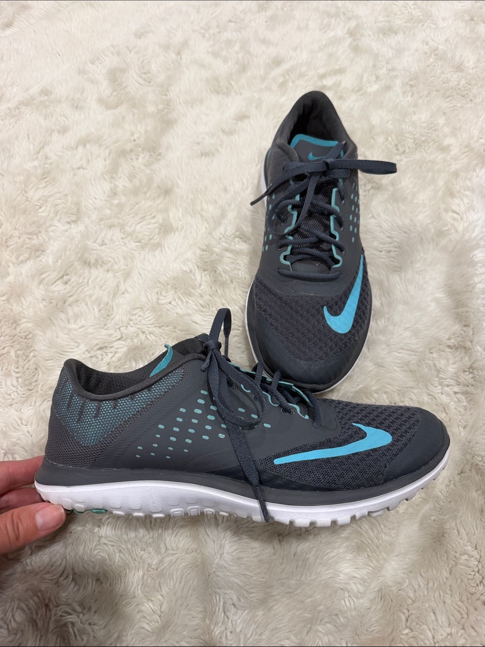 Nike FS Lite Run 2 women's running shoes Woman’s Size 8 sneakers